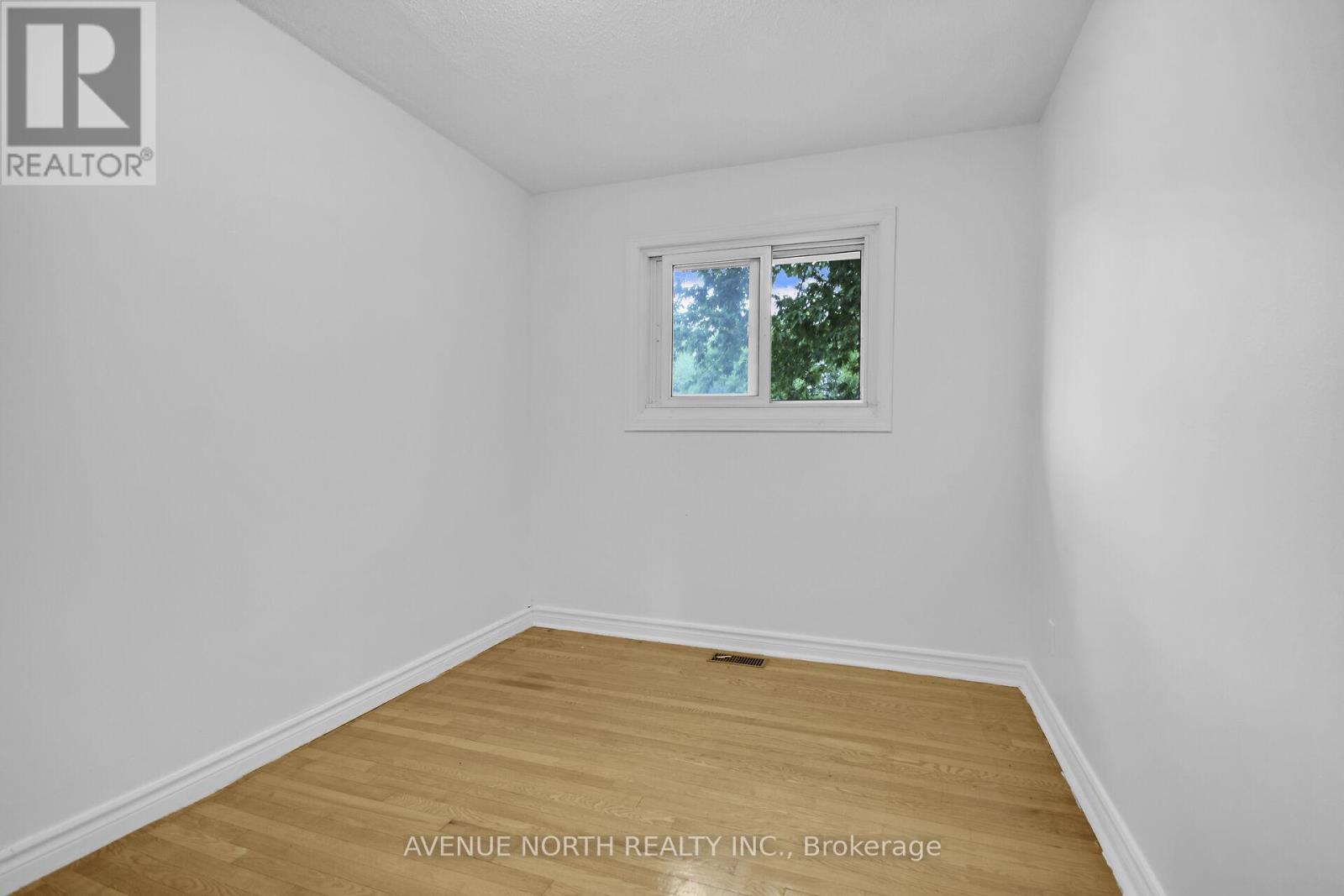 Photo 19 of 1254 Heron Road, Ottawa ON