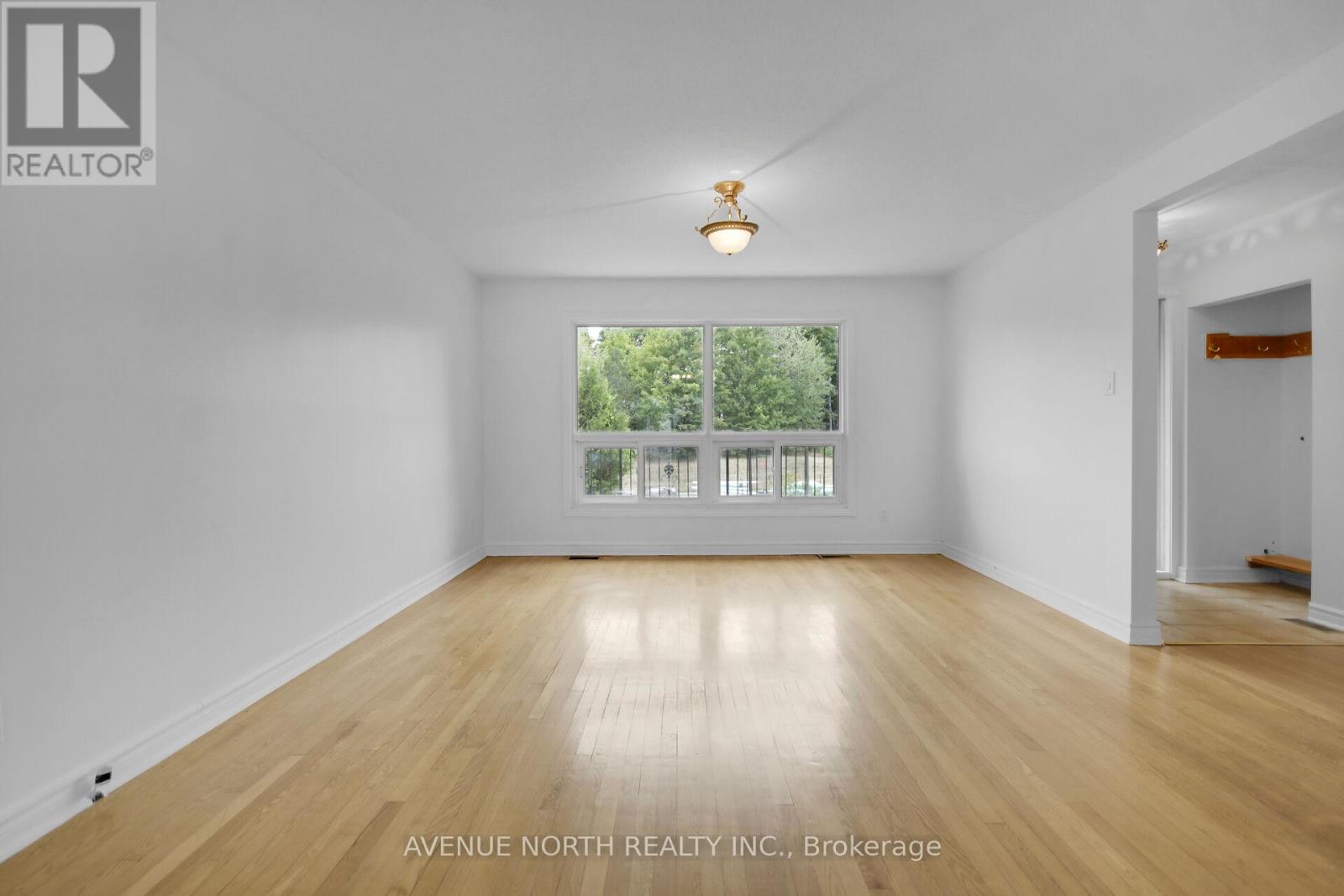 Photo 37 of 1254 Heron Road, Ottawa ON