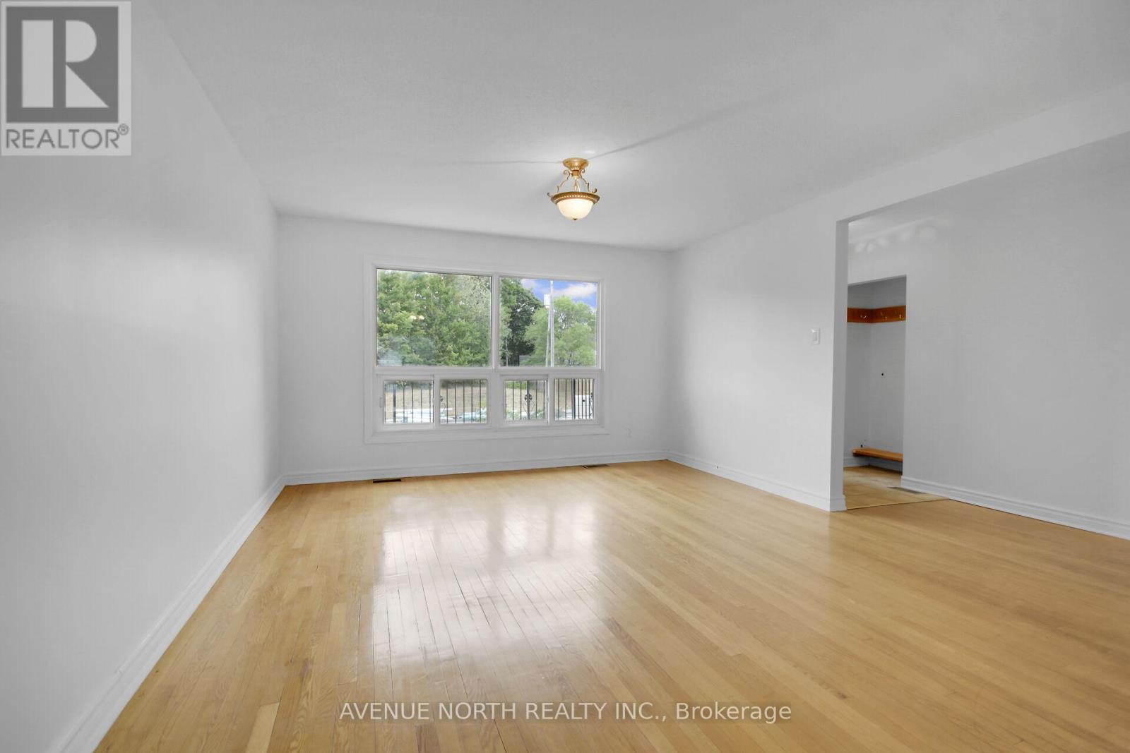 Photo 38 of 1254 Heron Road, Ottawa ON