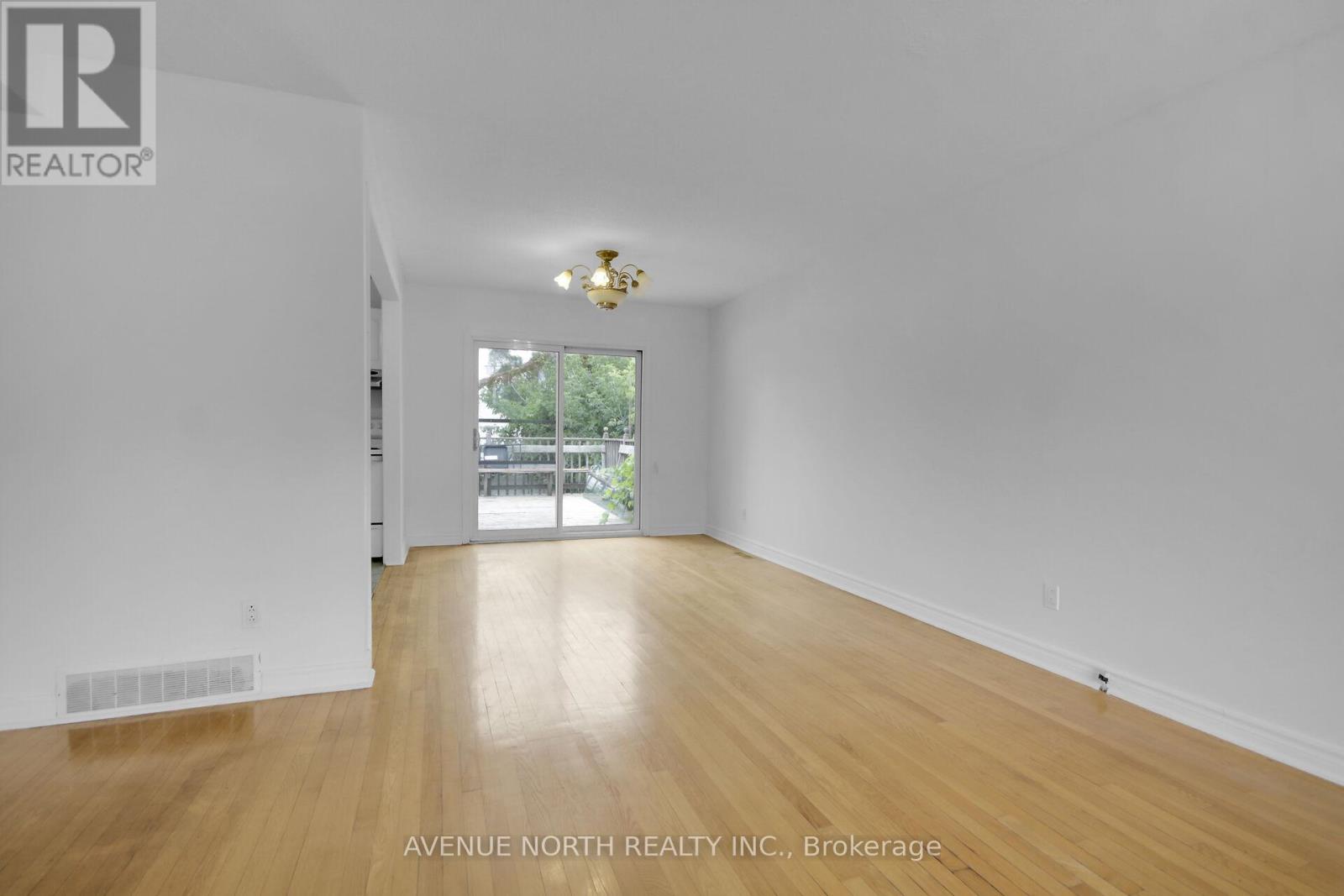 Photo 41 of 1254 Heron Road, Ottawa ON