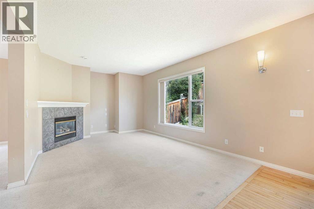 Single Family House for Sale in  Rockyledge Crescent NW Rocky Ridge Calgary 
