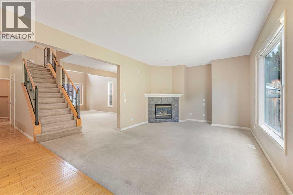 Single Family House for Sale in  Rockyledge Crescent NW Rocky Ridge Calgary 