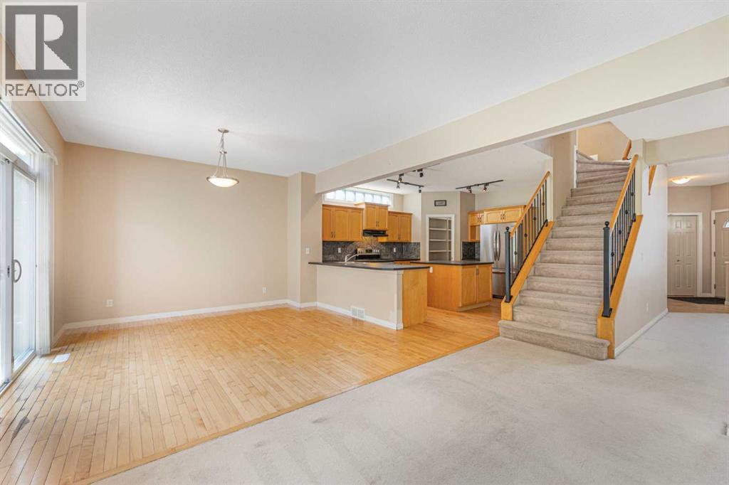 Single Family House for Sale in  Rockyledge Crescent NW Rocky Ridge Calgary 