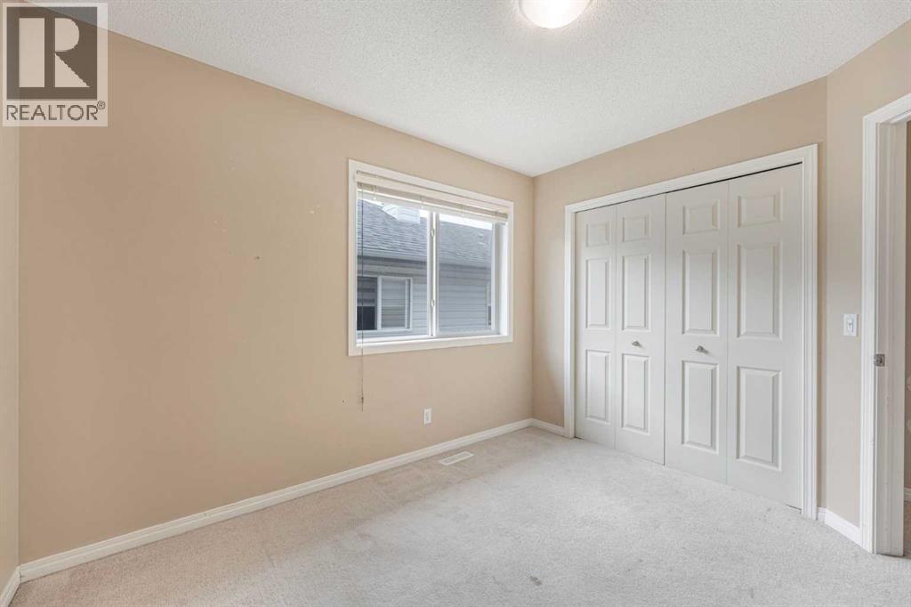 Single Family House for Sale in  Rockyledge Crescent NW Rocky Ridge Calgary 