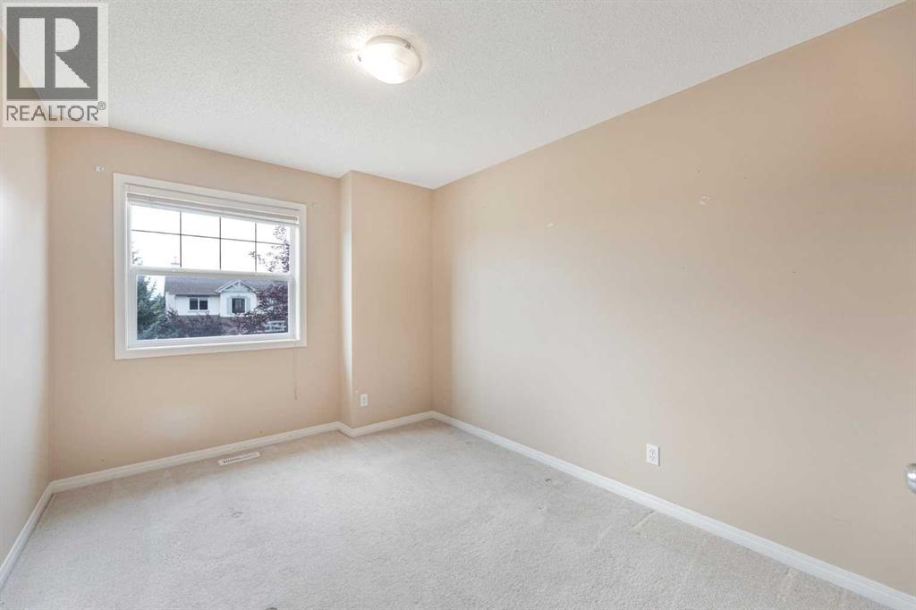 Single Family House for Sale in  Rockyledge Crescent NW Rocky Ridge Calgary 