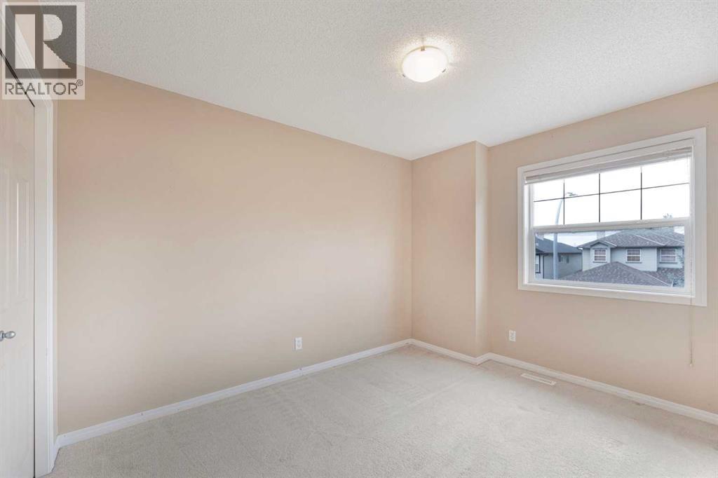Single Family House for Sale in  Rockyledge Crescent NW Rocky Ridge Calgary 