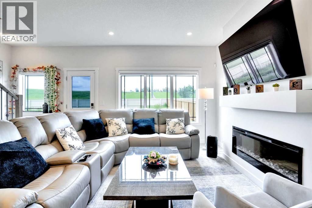 Photo 21 of 1457 Bayview Point Sw, Airdrie AB