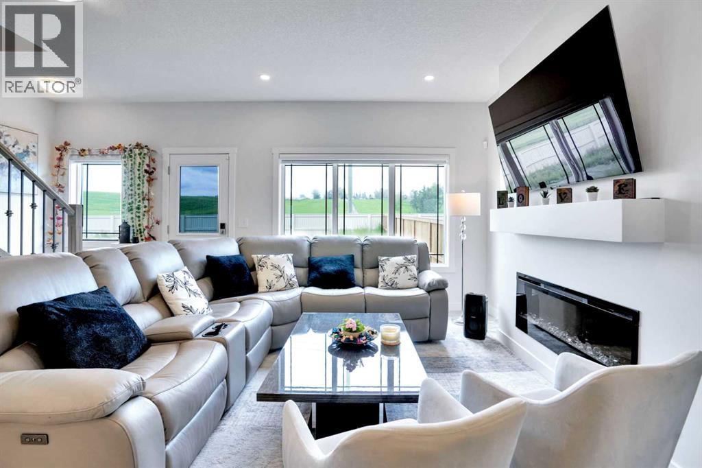 Photo 22 of 1457 Bayview Point Sw, Airdrie AB