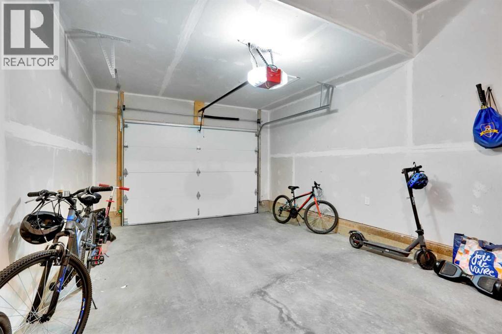 Photo 41 of 1457 Bayview Point Sw, Airdrie AB