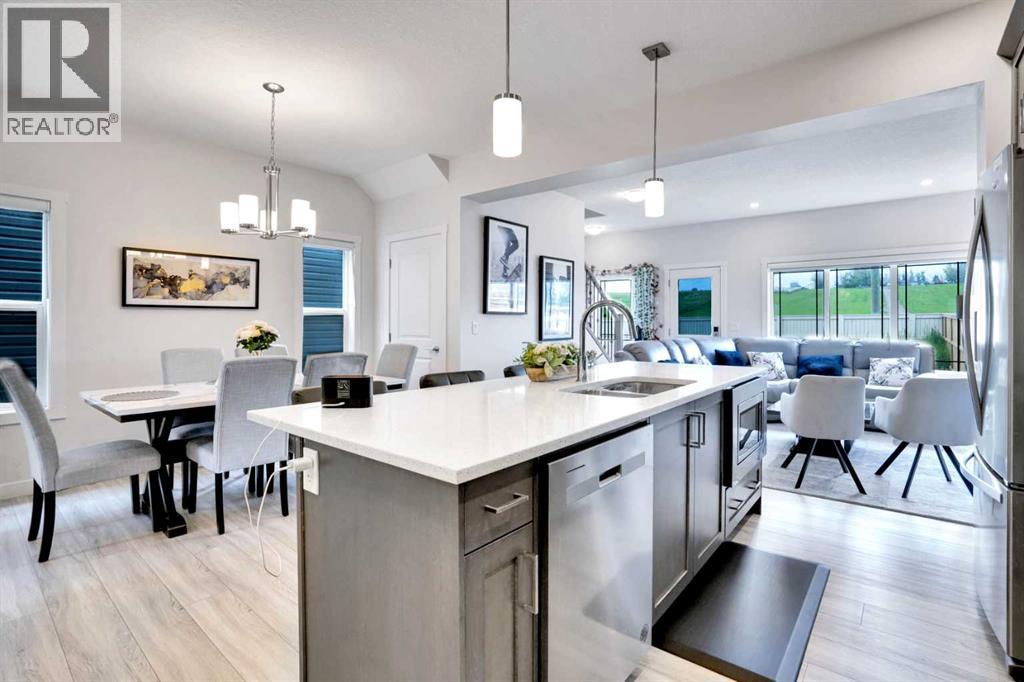 Photo 11 of 1457 Bayview Point Sw, Airdrie AB