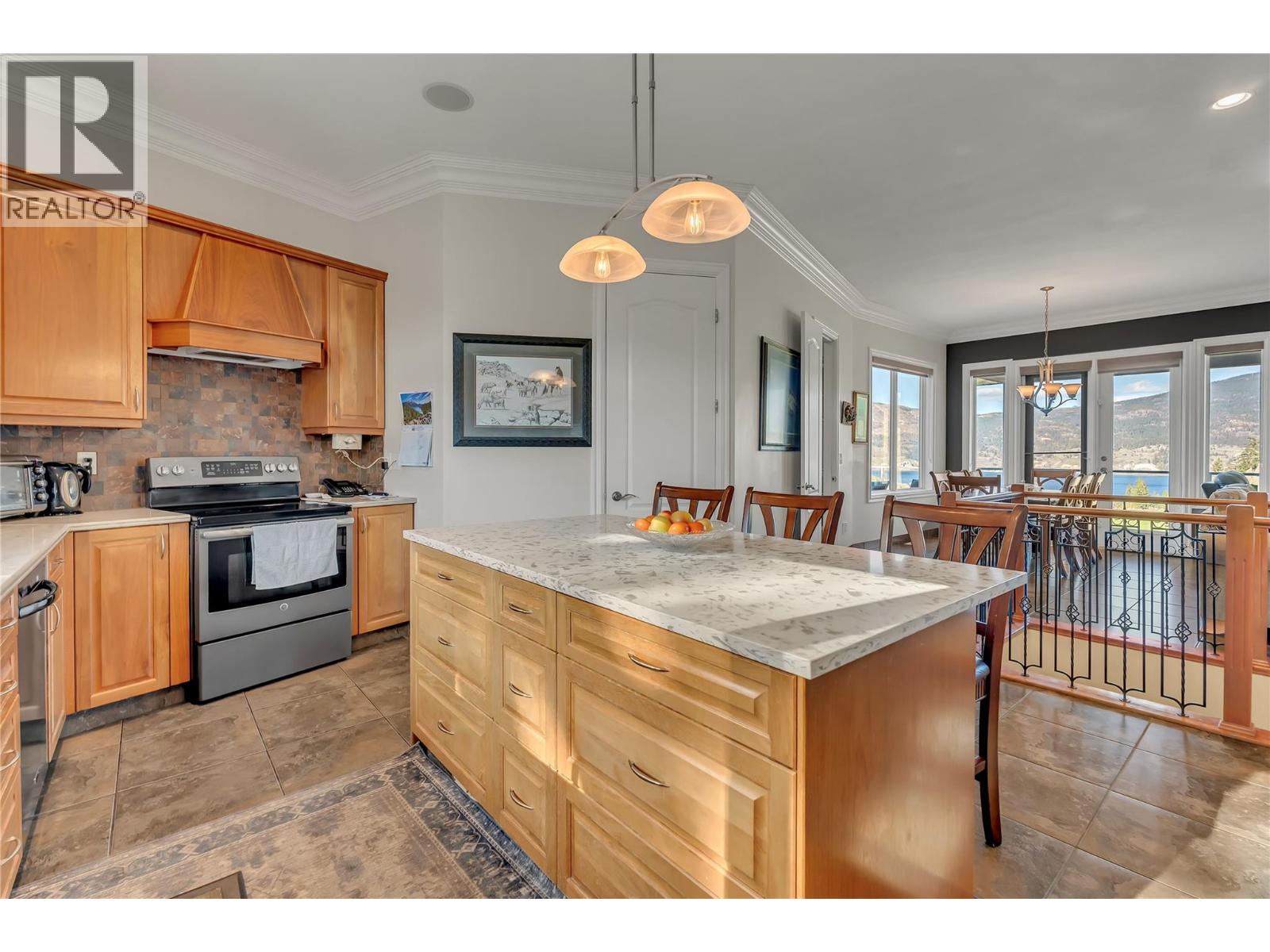 18300 McDougald Road, Summerland