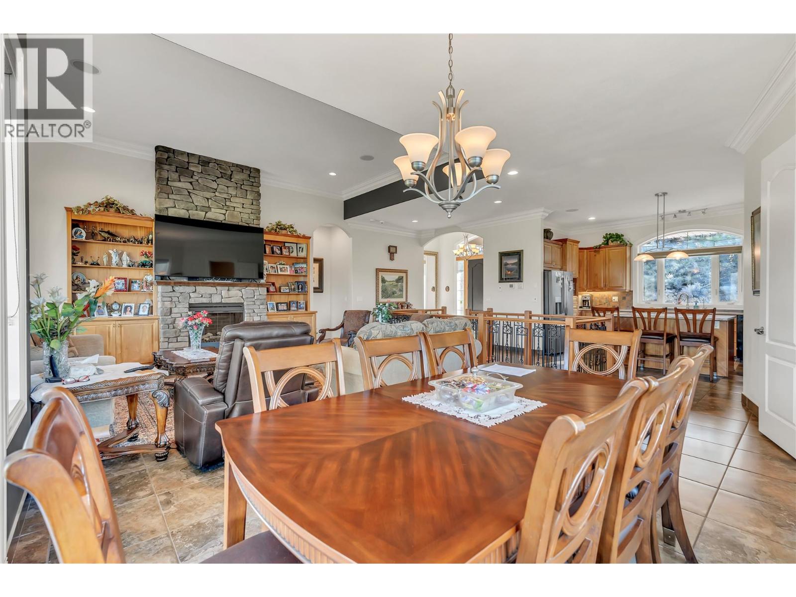 18300 McDougald Road, Summerland
