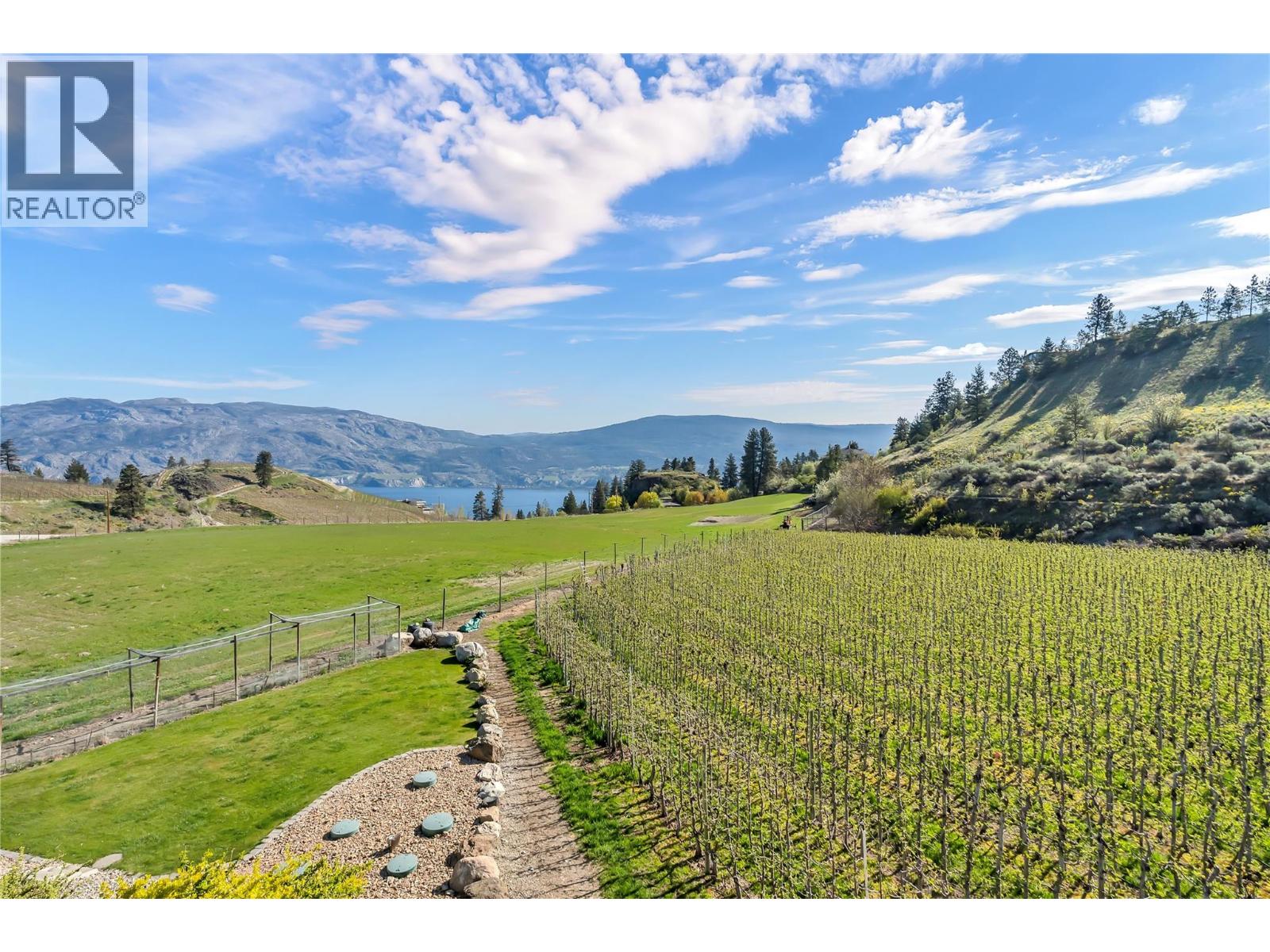 18300 McDougald Road, Summerland