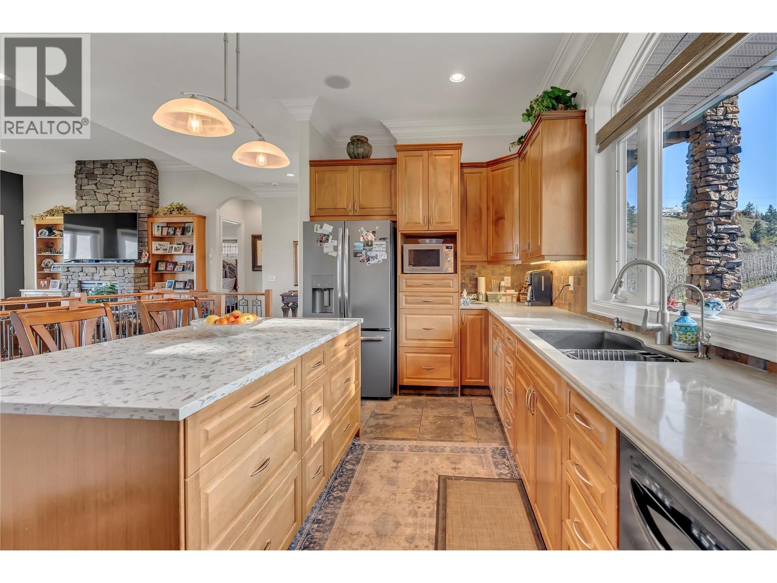 18300 McDougald Road, Summerland