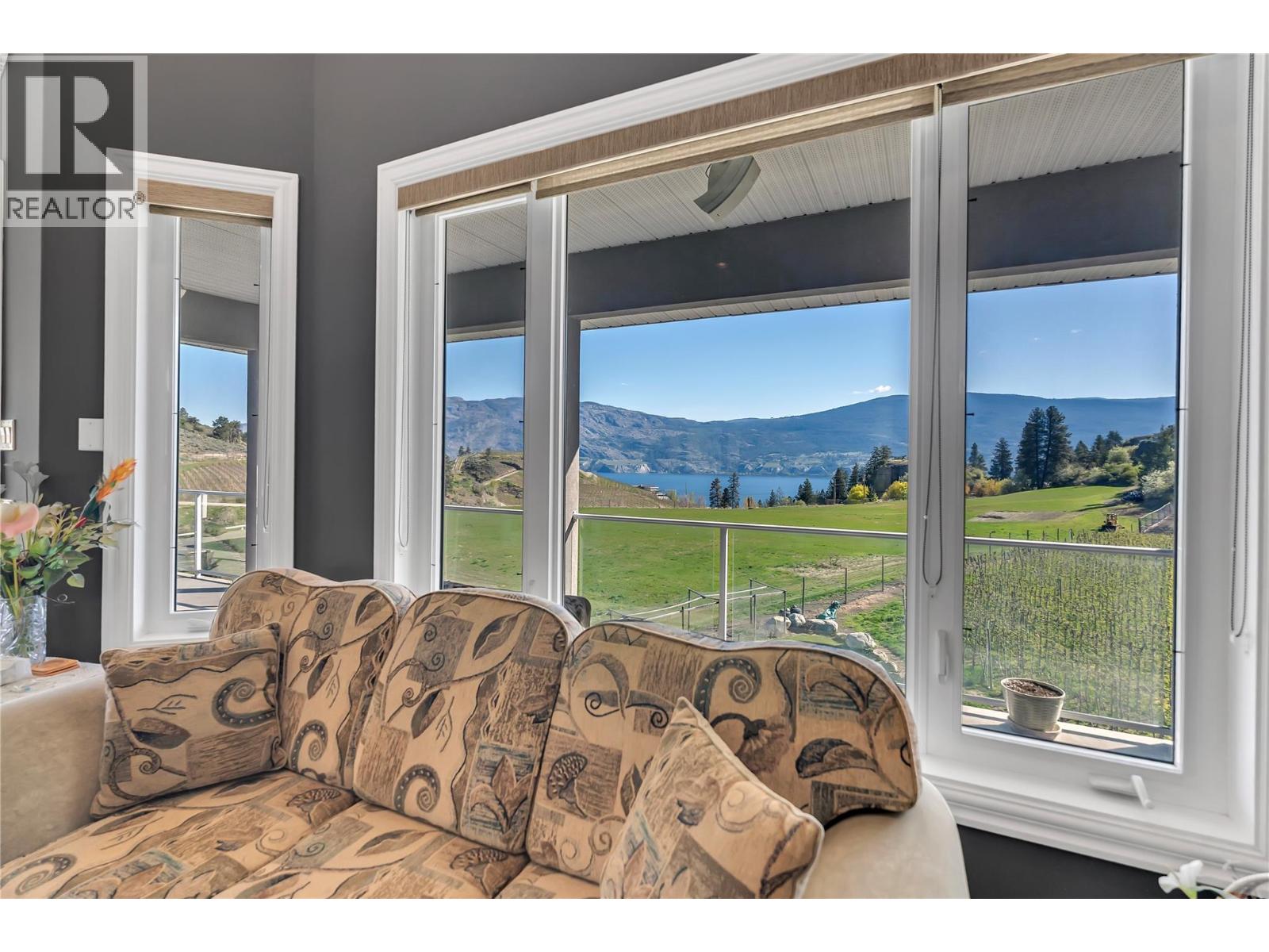 18300 McDougald Road, Summerland