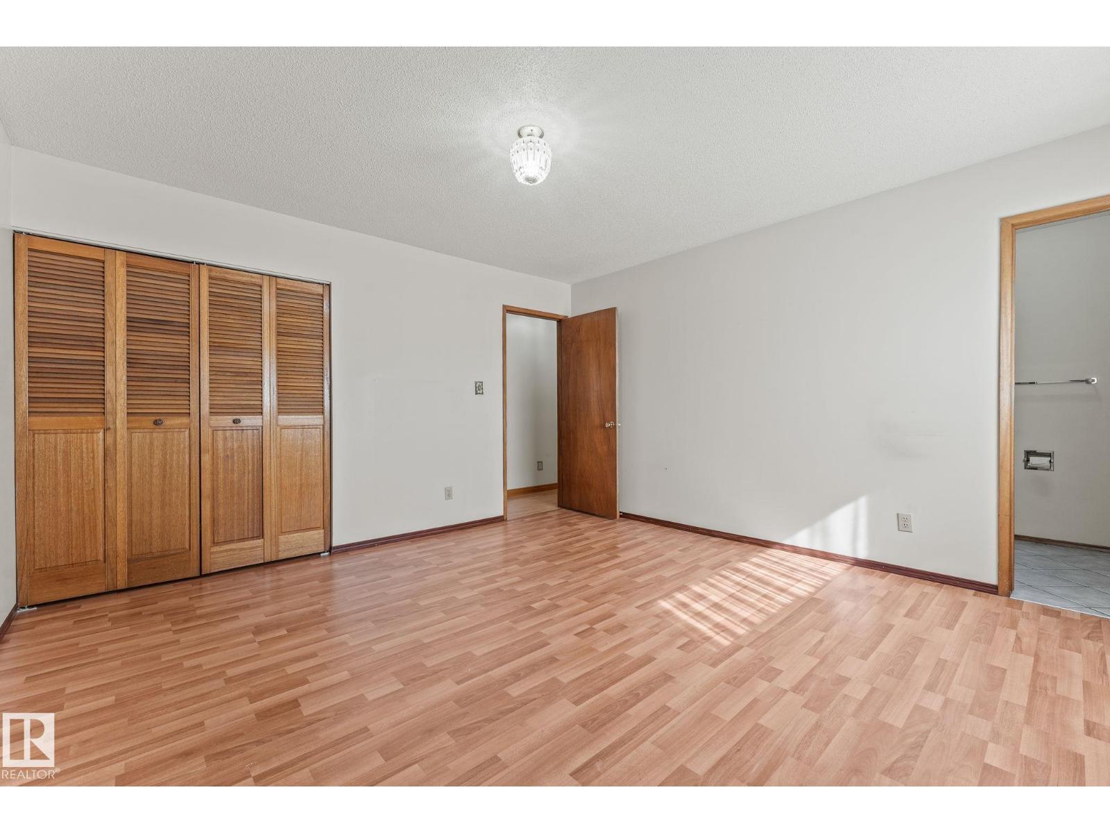 Photo 29 of 13820 86 St Nw, Edmonton AB