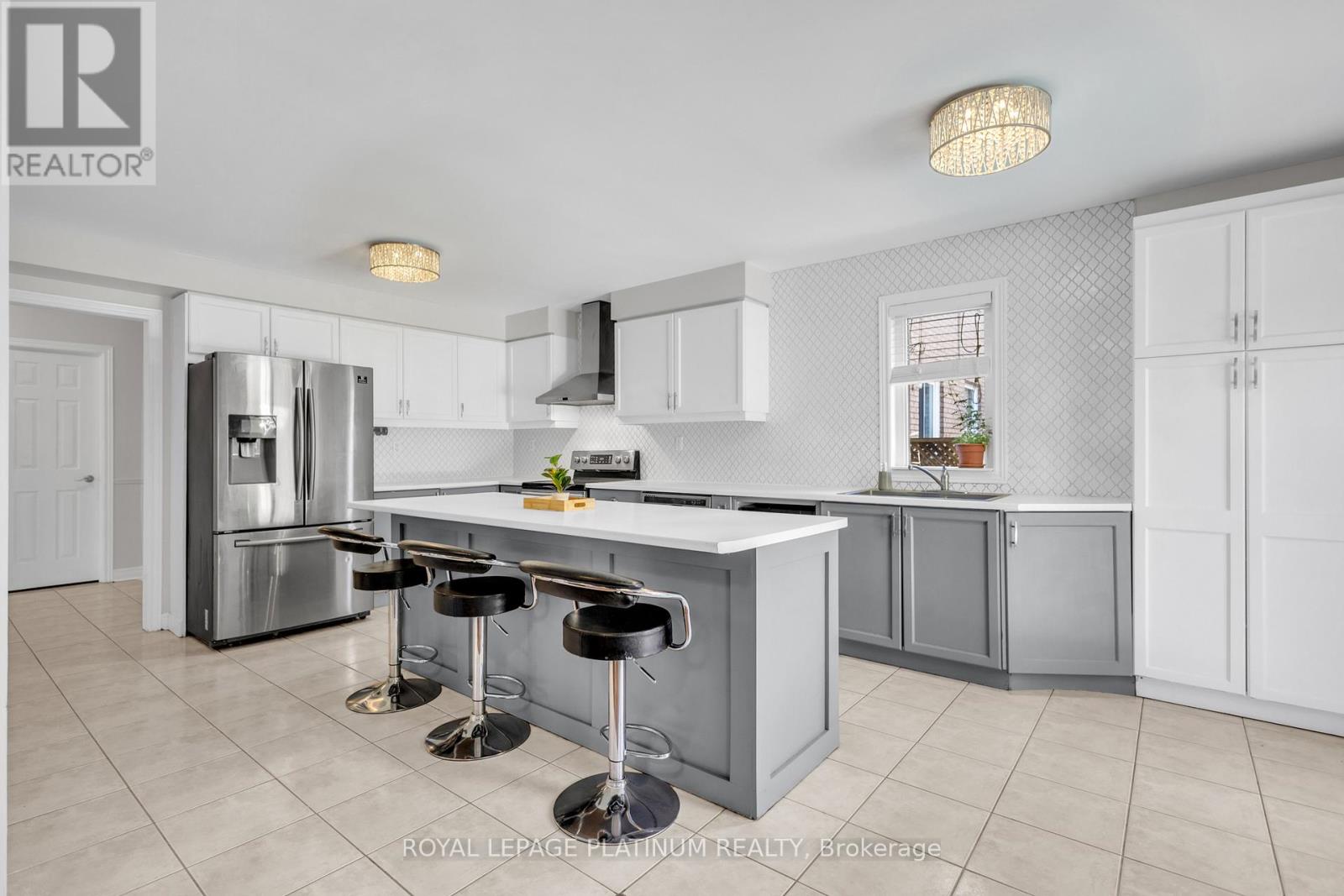 Photo 12 of 76 Baha Crescent, Brampton ON