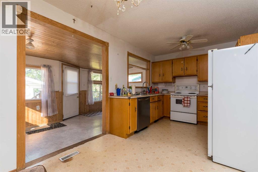 Photo 29 of 5205 32 Street, Lloydminster AB