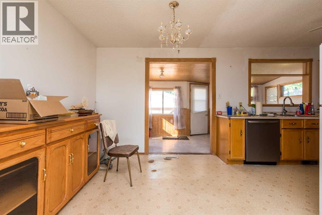 Photo 9 of 5205 32 Street, Lloydminster AB