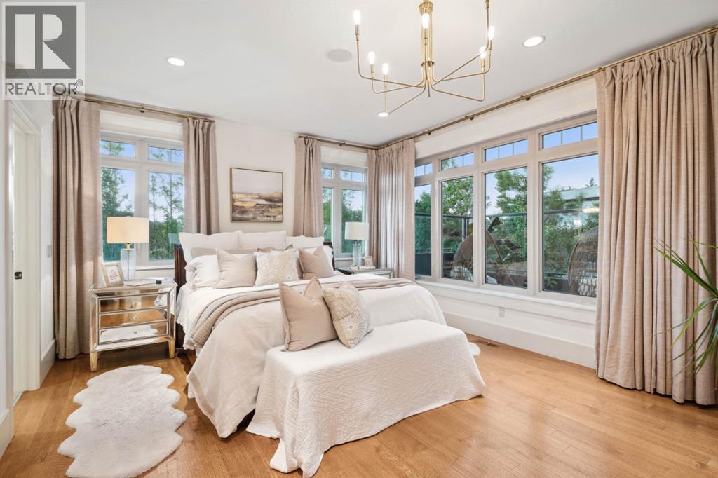 Single Family House for Sale in  Posthill Drive SW Springbank Hill Calgary 