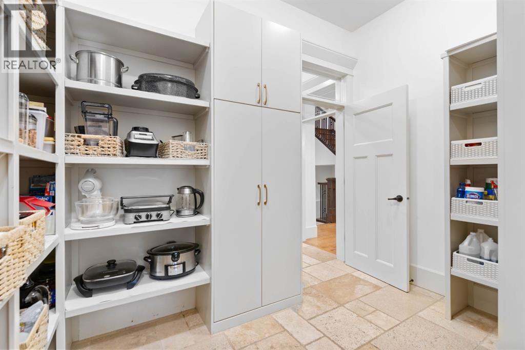 Single Family House for Sale in  Posthill Drive SW Springbank Hill Calgary 