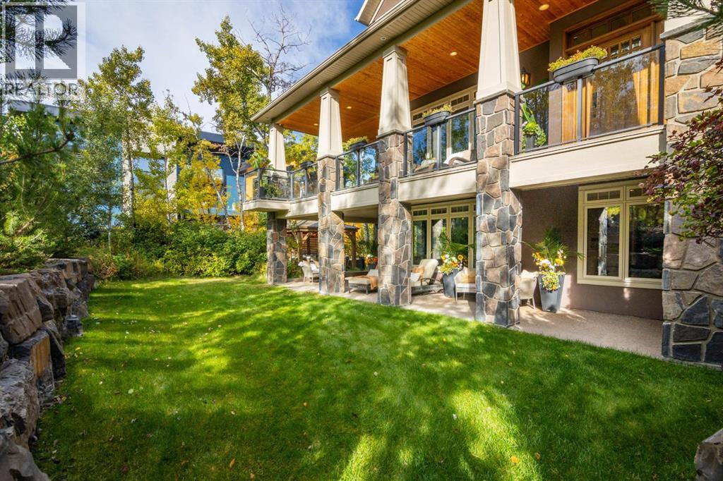 Single Family House for Sale in  Posthill Drive SW Springbank Hill Calgary 