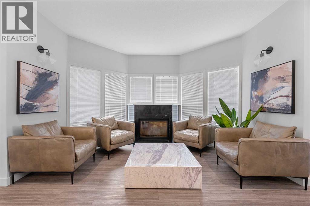 Single Family House for Sale in   Royal Oak Plaza NW Royal Oak Calgary 