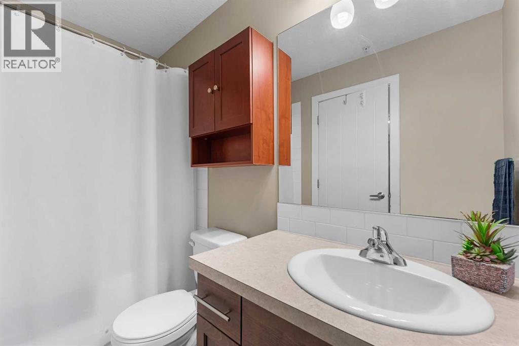Single Family House for Sale in   Royal Oak Plaza NW Royal Oak Calgary 