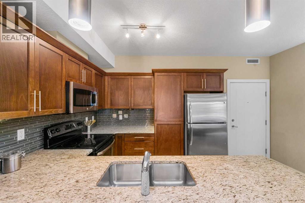 Single Family House for Sale in   Royal Oak Plaza NW Royal Oak Calgary 