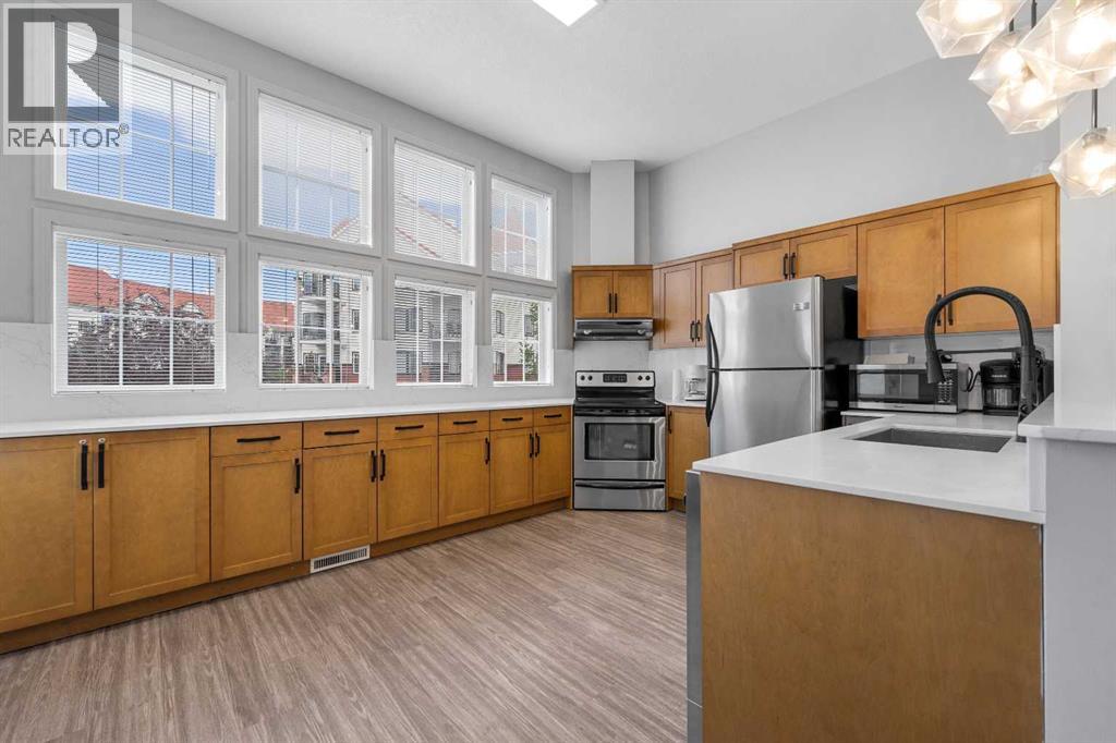 Single Family House for Sale in   Royal Oak Plaza NW Royal Oak Calgary 