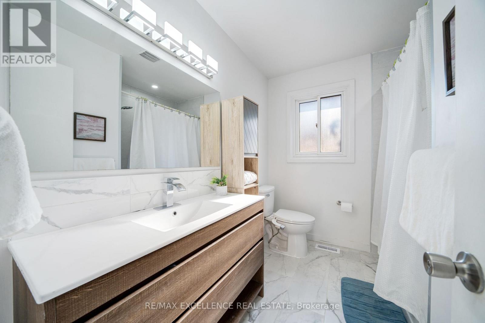 Photo 12 of 110 Seneca Avenue, Oshawa ON