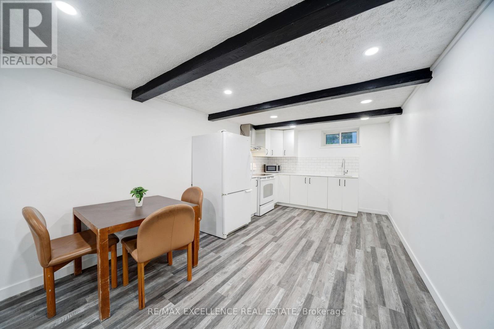Photo 22 of 110 Seneca Avenue, Oshawa ON