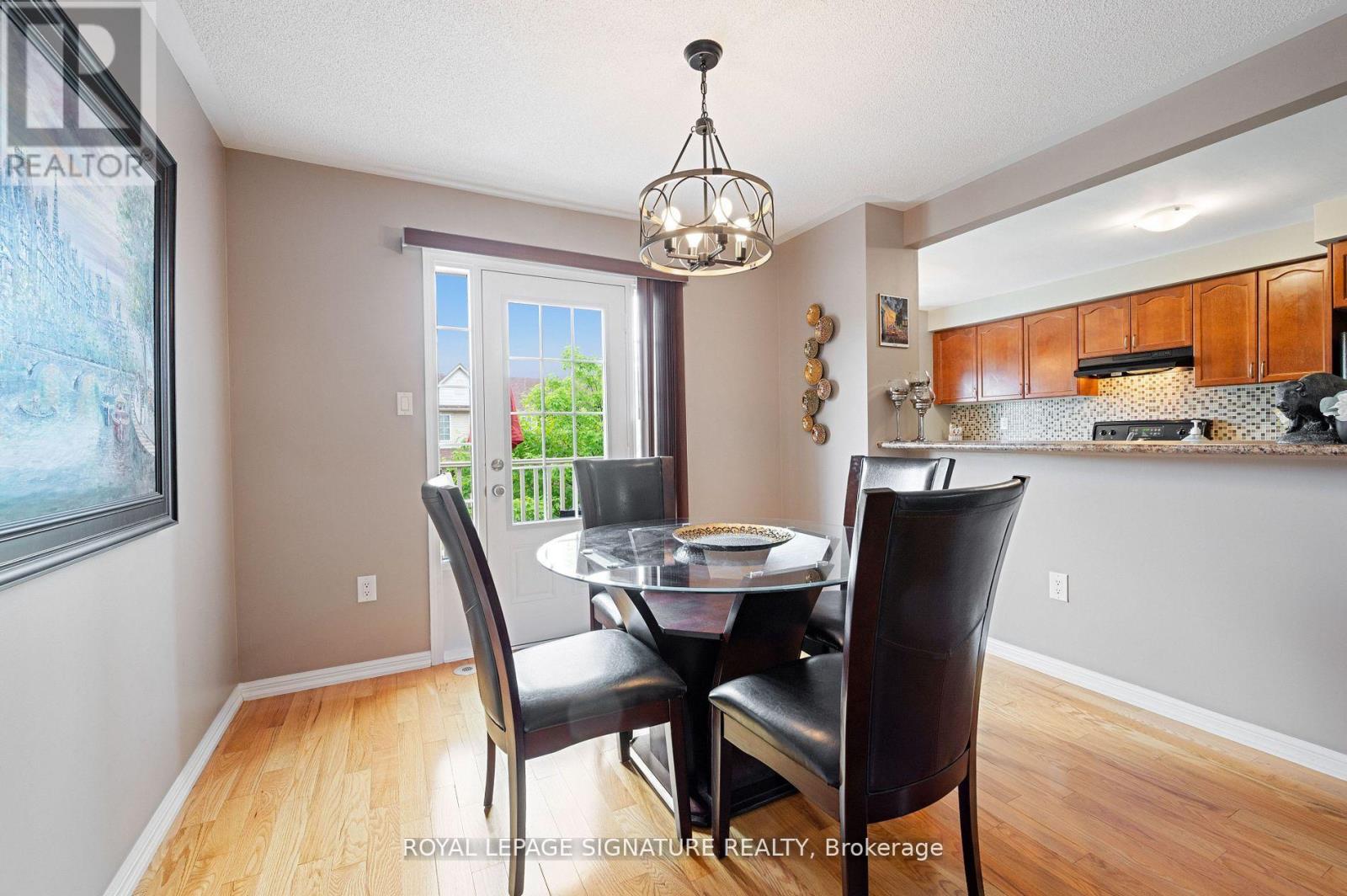 Photo 16 of 798 Shortreed Crescent, Milton ON