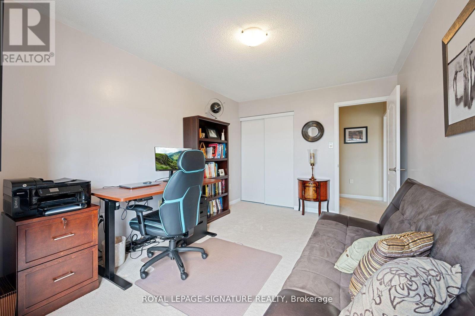Photo 13 of 798 Shortreed Crescent, Milton ON