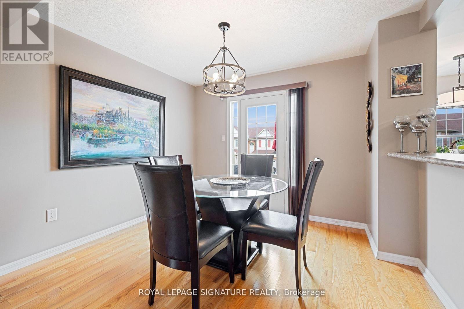 Photo 1 of 798 Shortreed Crescent, Milton ON