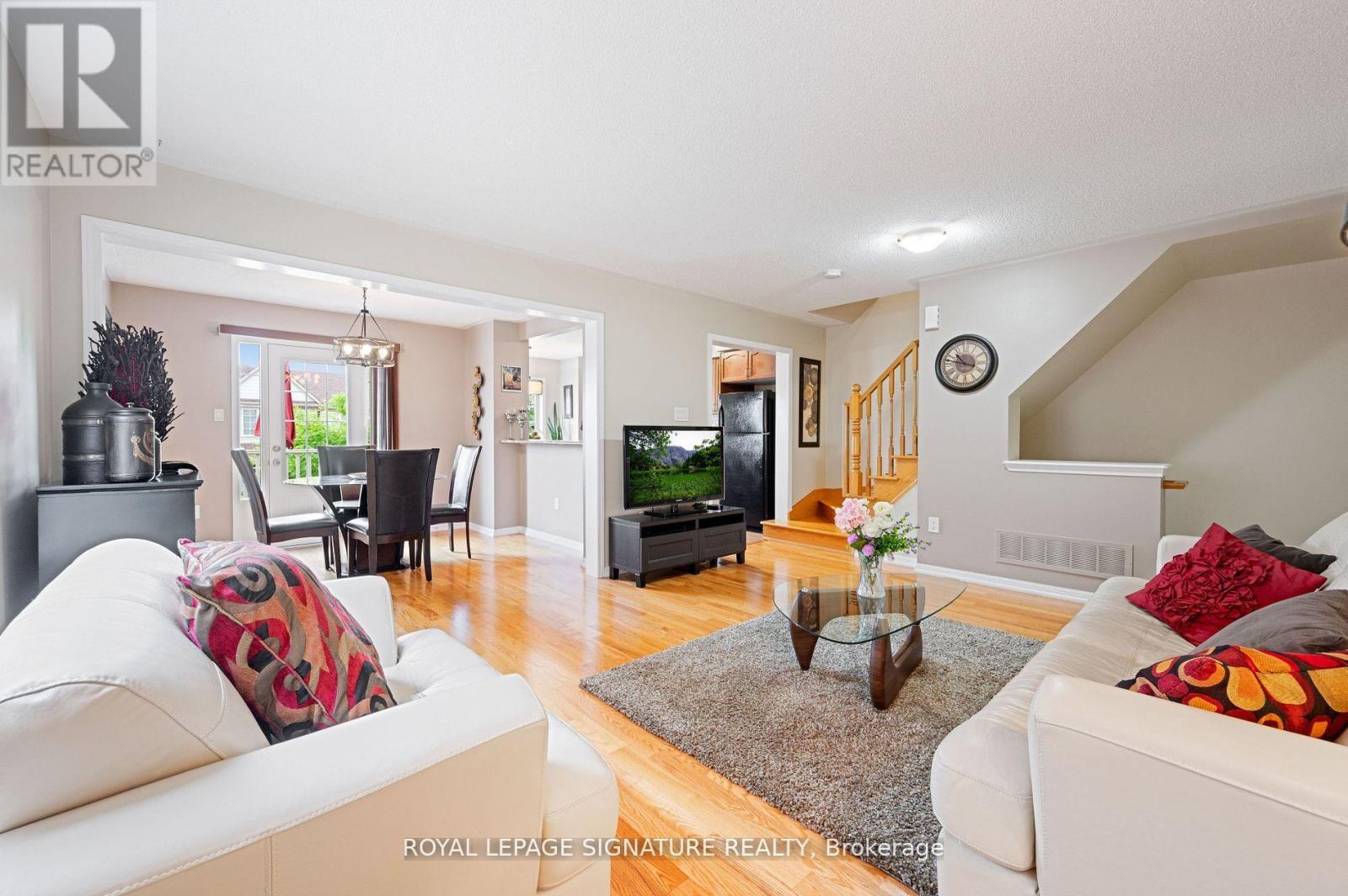Photo 12 of 798 Shortreed Crescent, Milton ON
