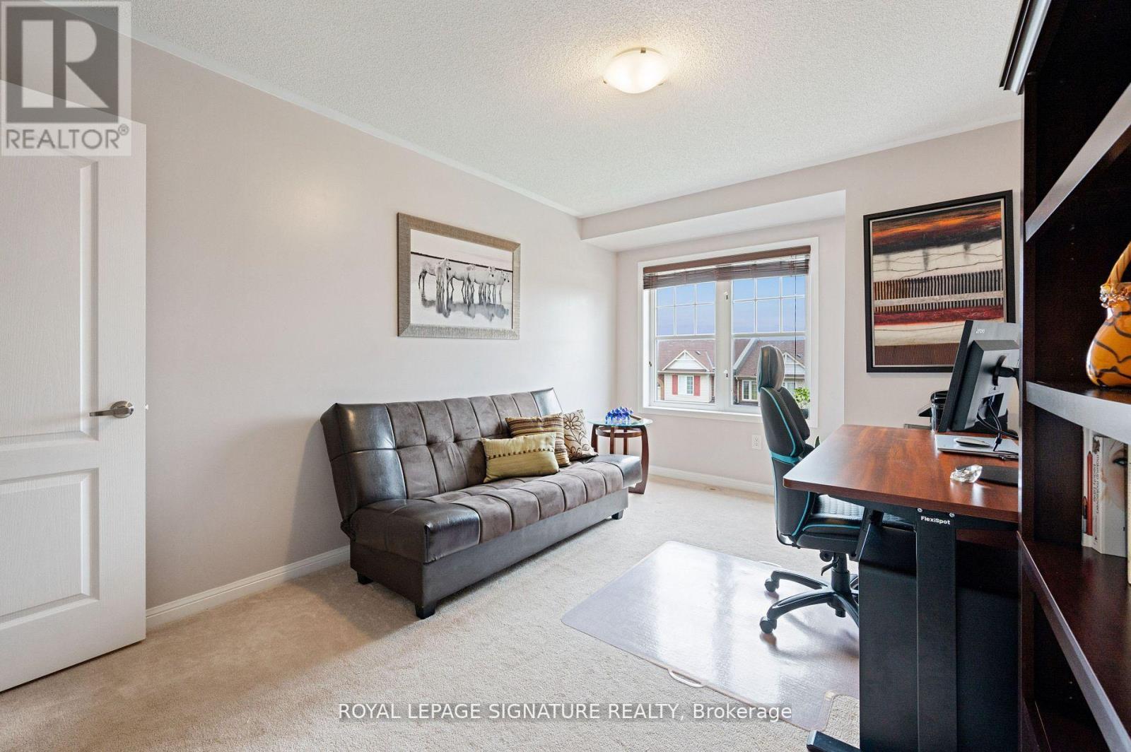 Photo 8 of 798 Shortreed Crescent, Milton ON