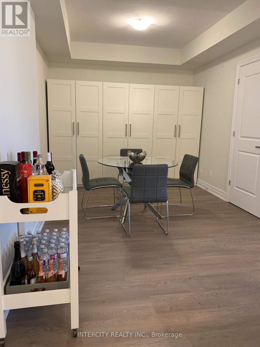 Photo 15 of 1601 9075 Jane Street, Vaughan ON