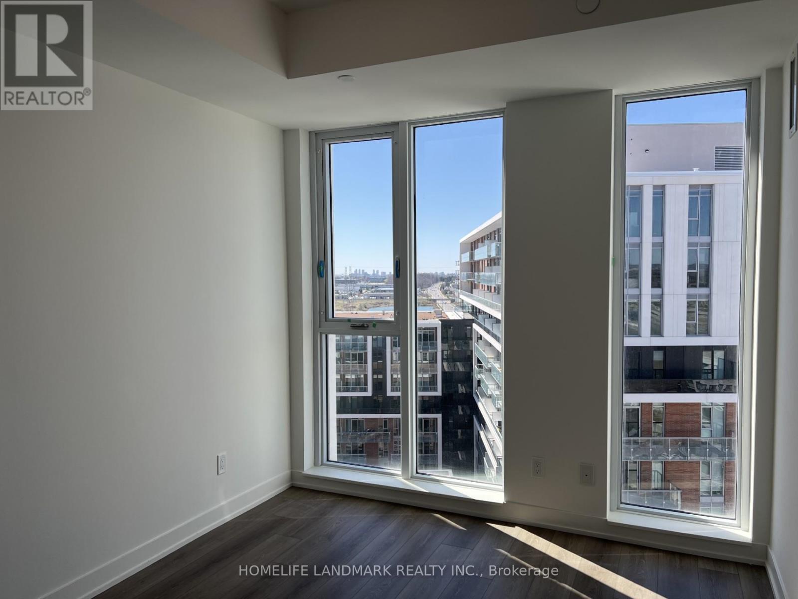 Photo 14 of 1703 292 Verdale Crossing, Markham ON