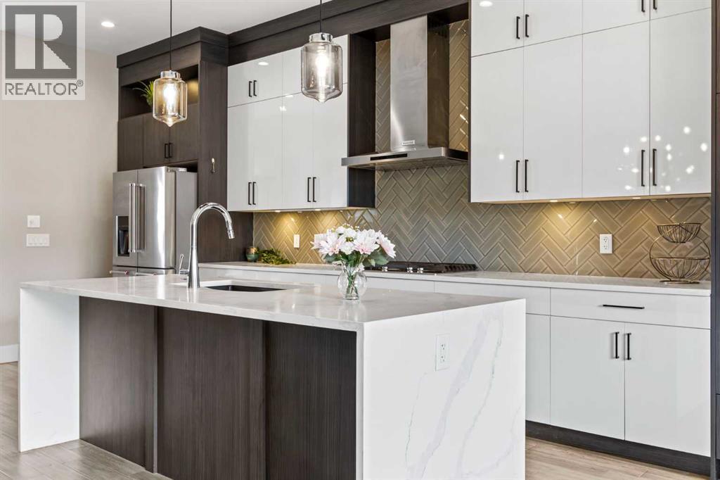 Single Family House for Sale in   Avenue NW Mount Pleasant Calgary 