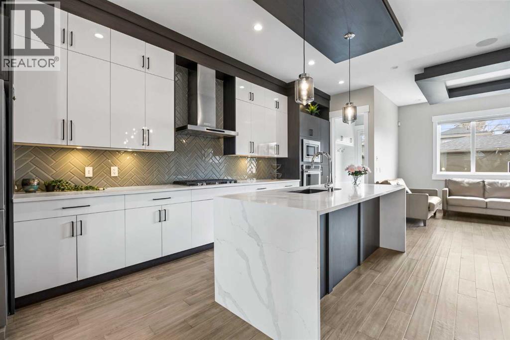 Single Family House for Sale in   Avenue NW Mount Pleasant Calgary 