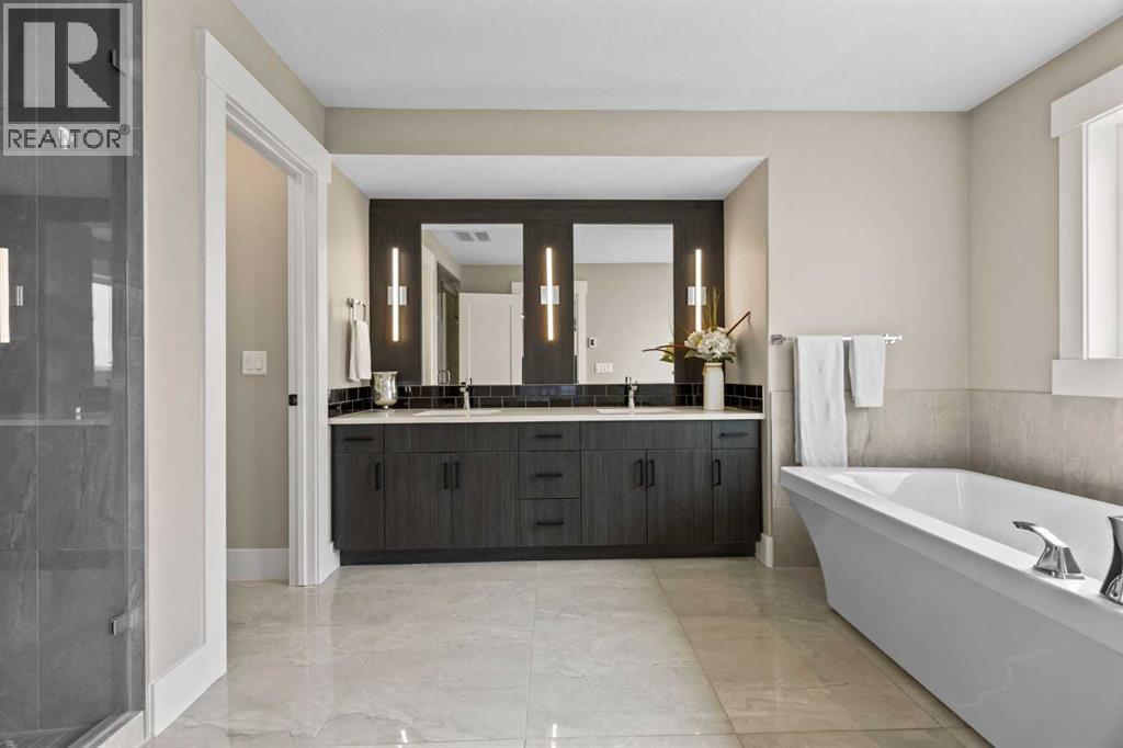 Single Family House for Sale in   Avenue NW Mount Pleasant Calgary 