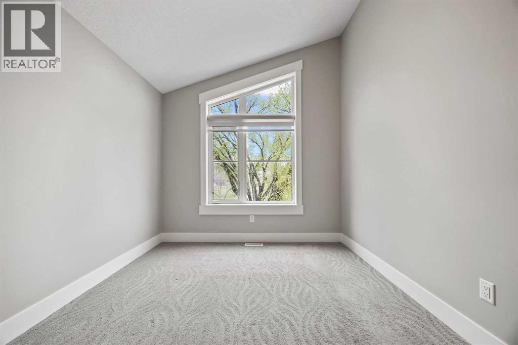 Single Family House for Sale in   Avenue NW Mount Pleasant Calgary 