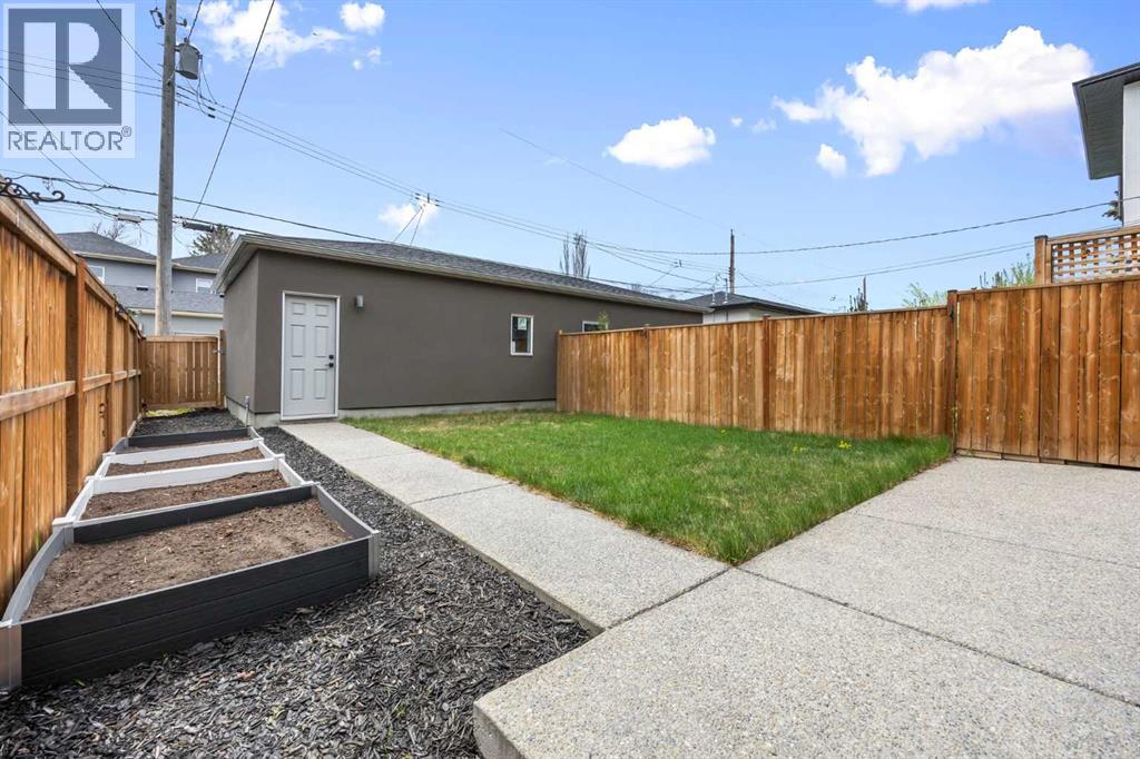 Single Family House for Sale in   Avenue NW Mount Pleasant Calgary 