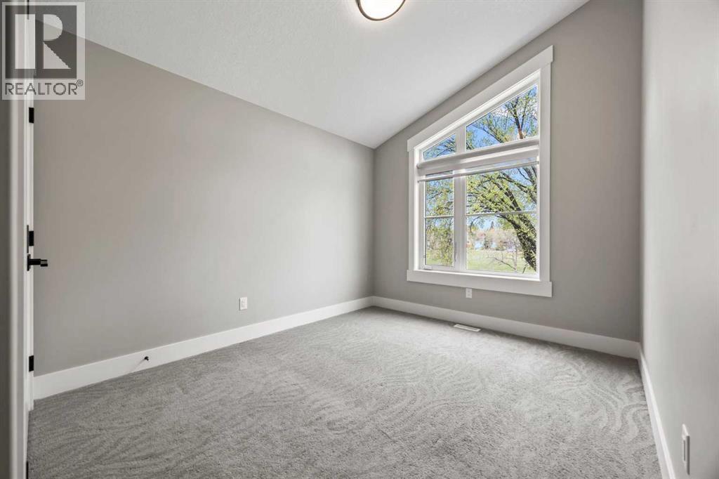 Single Family House for Sale in   Avenue NW Mount Pleasant Calgary 