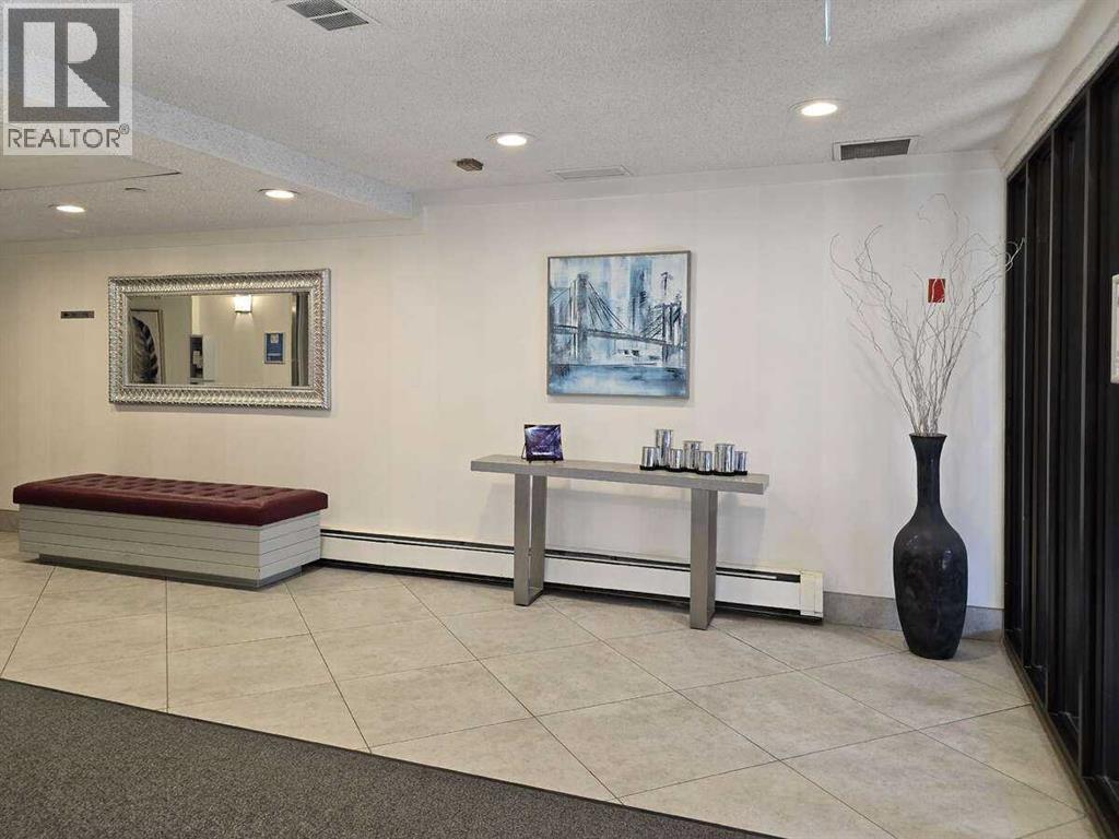 Photo 15 of 206 3730 50 Street Nw, Calgary AB