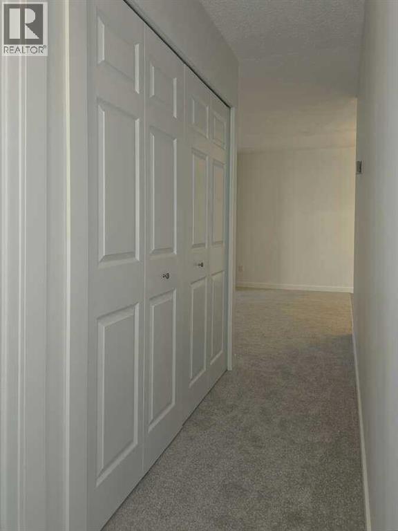 Photo 7 of 206 3730 50 Street Nw, Calgary AB