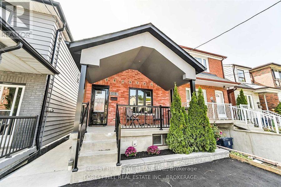 Photo 3 of Bsmt 518 Silverthorn Avenue, Toronto ON