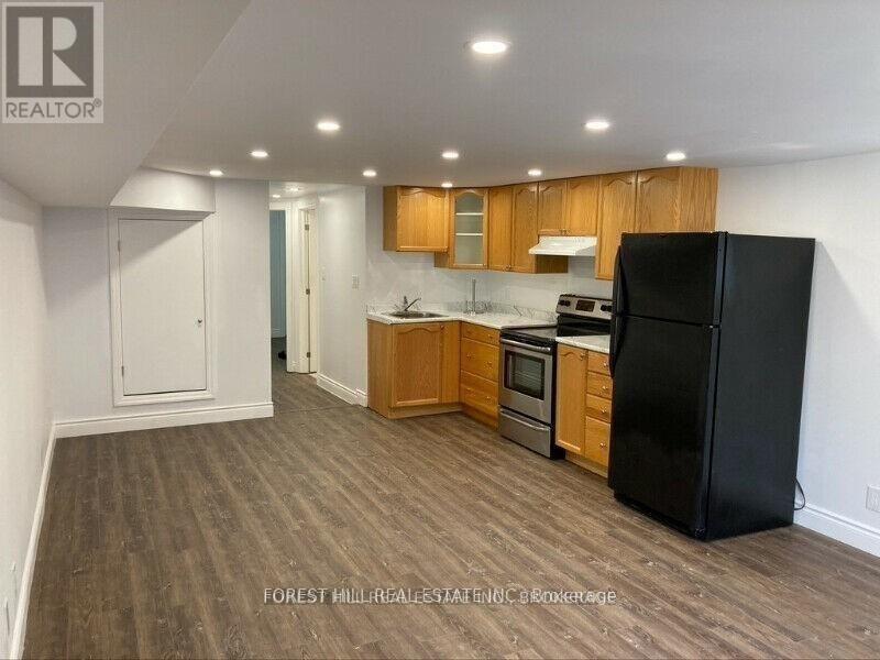 Photo 2 of Bsmt 518 Silverthorn Avenue, Toronto ON