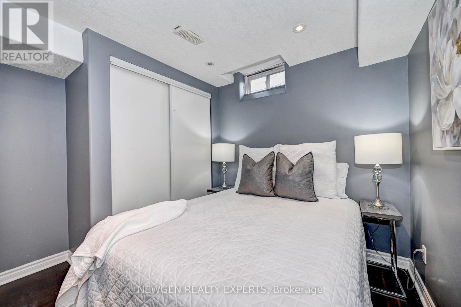 Photo 40 of 573 Burnett Avenue, Cambridge ON